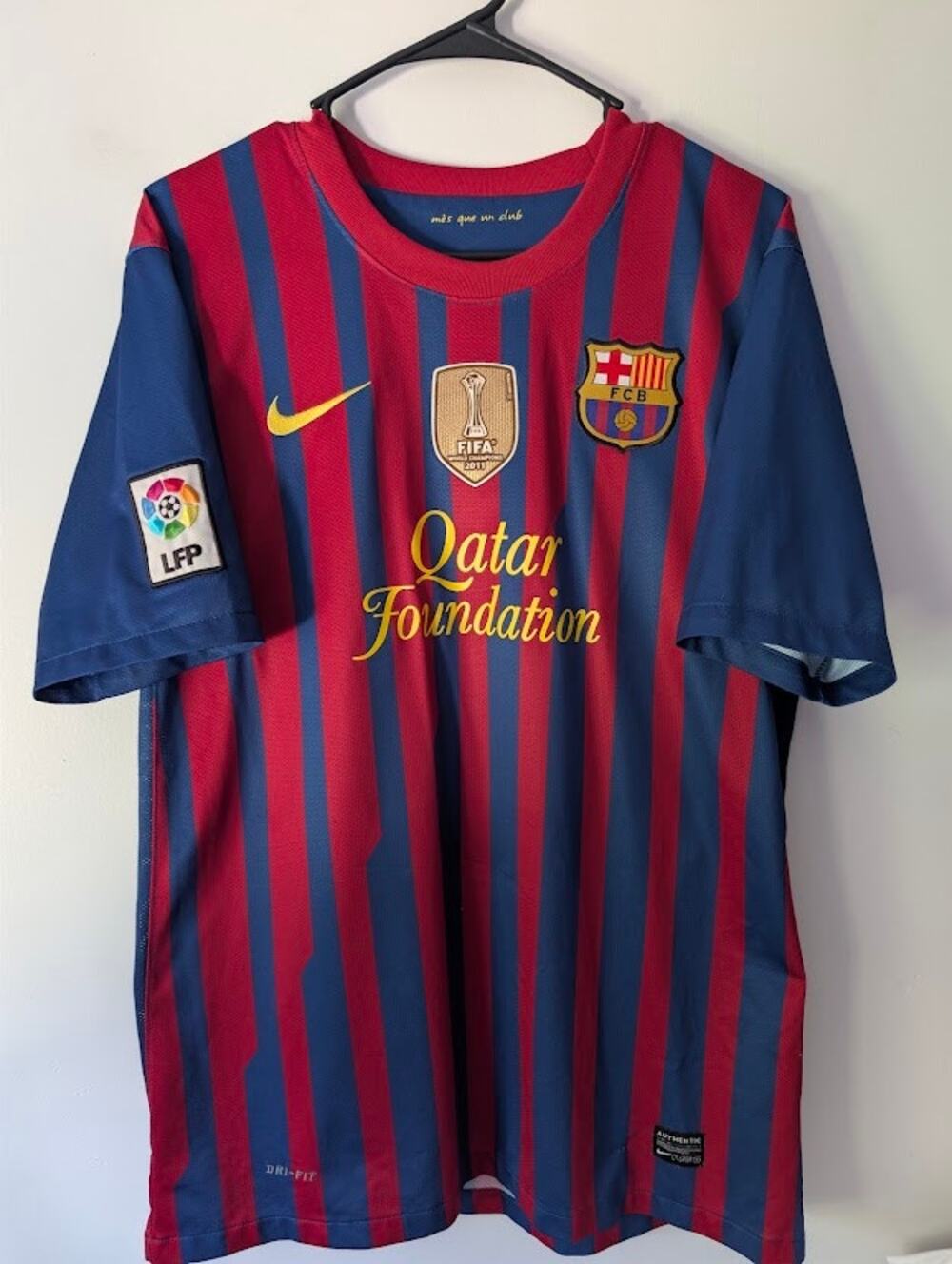 Barcelona Iniesta CWC Vintage Jersey Large